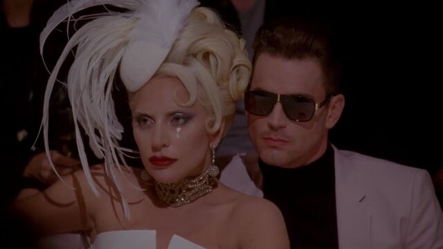 File:Ahshotelvampiredonovan8.jpg