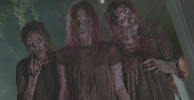 File:LaLaurieSisters.jpg