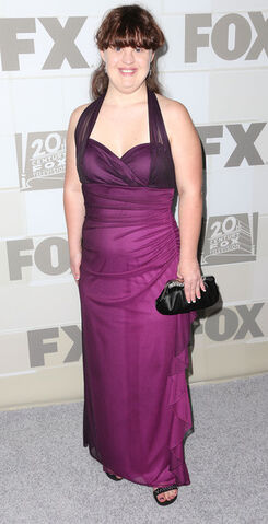 Archivo:Brewer Emmys 2012.jpg