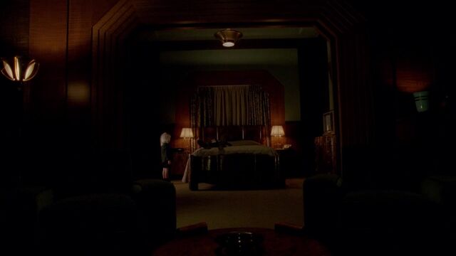 File:Hotel Cortez Room 003.jpg