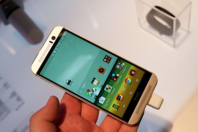File:HTC One M9.jpg