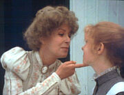 Mrs Allan und Anne.jpg