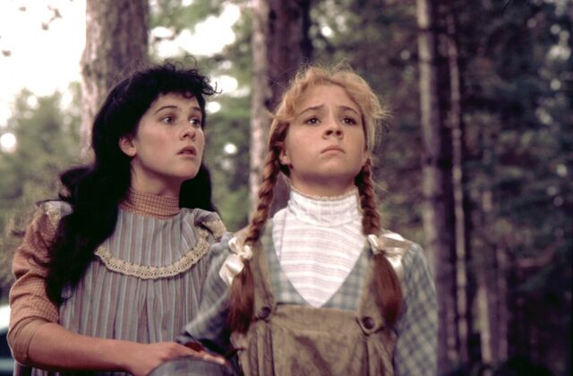 File:Anne and diana.jpg