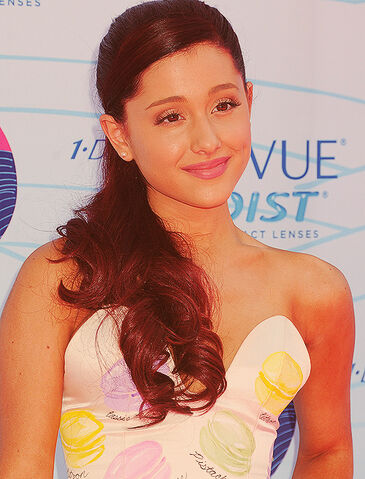File:Tumblr m8n7p6PkiW1r0ef37o1 500.jpg