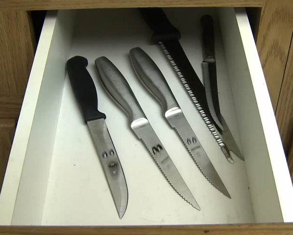 File:Sharpestknives.png