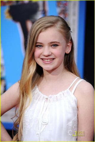 File:China-mclain-sierra-mccormack-prom-03.jpg