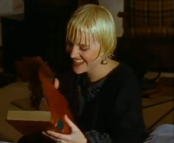 File:Bookishbelinda1.png