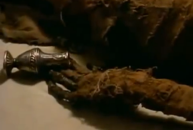 File:Guardianscurse7spilled.png