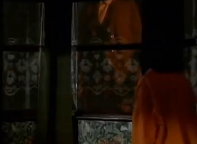 File:Melissaindollhouse.png