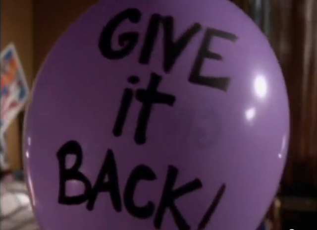 File:Laughinginthedarkpurpleballoon.png