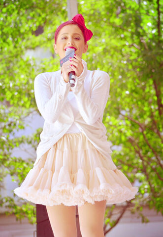 File:Tumblr lsecclKXoI1r3dmixo1 500.jpg