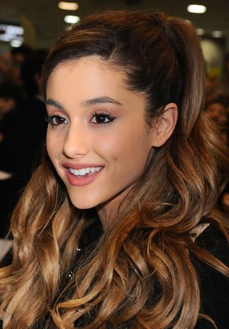 File:Ariana-grande-japan-feb2-2014.jpg