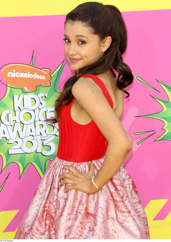 File:Ariana Grande wearing a dress.jpg