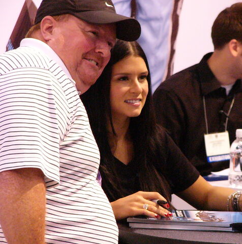 File:Danica Patrick-1197155980-258.jpg