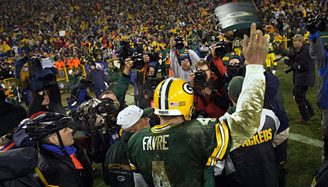 File:Topper-favre.jpg
