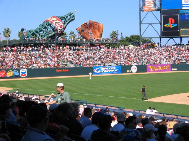 File:AT&T Park-1195657304-670.jpg