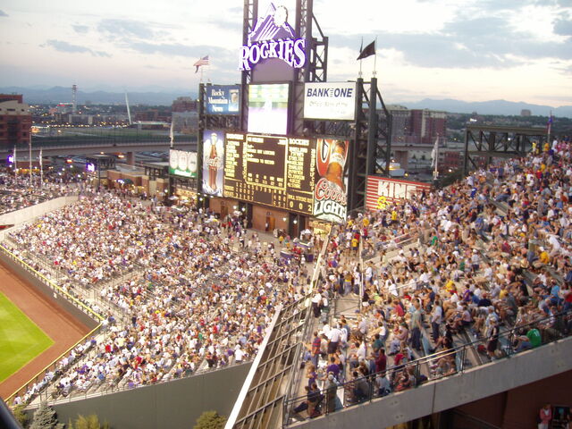 File:Coors Field-1195663139-609.jpg
