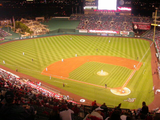 File:Angel Stadium-1195658163-430.jpg