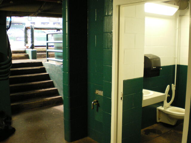 File:1187460191 20070420-3 TampaTrip 035.jpg