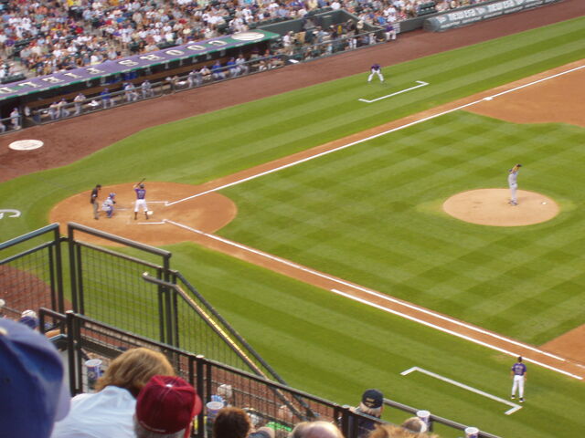 File:Coors Field-1195663099-919.jpg