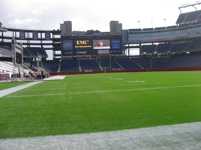 File:Gillette Stadium-1195777223-116.jpg