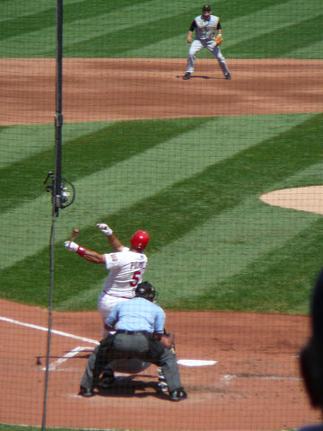File:Albert Pujols-1194885723-32.jpg