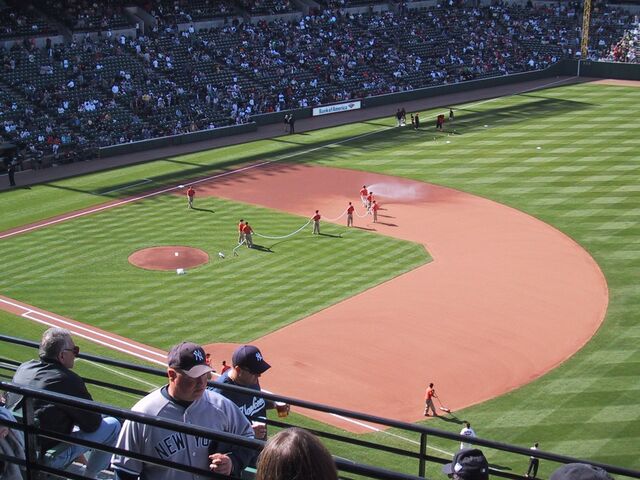 File:Camden Yards-1195672090-734.jpg