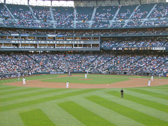 File:Safeco Field-1195606491-344.jpg