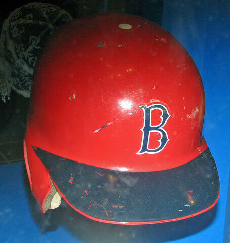 File:Carl Yastrzemski-1207578149-32.jpg