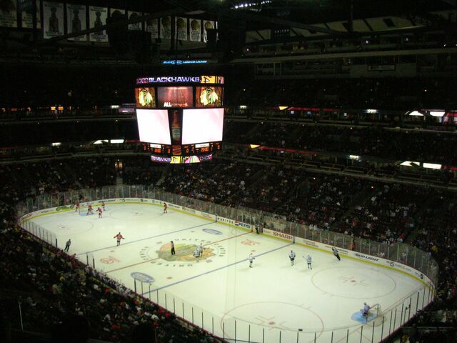 File:United Center-1196099622-53.jpg