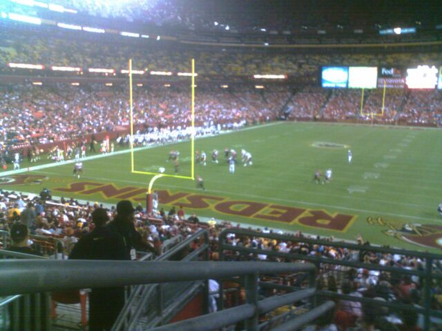 File:FedEx Field-1195774736-480.jpg