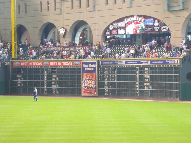 File:Houston Astros-1199766136-797.jpg