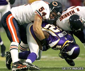 File:Urlacher inside110906.jpg
