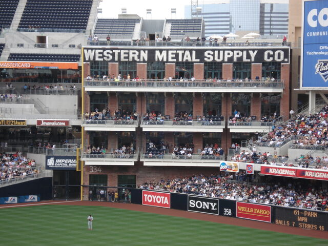 File:St. Louis Cardinals-1199765344-913.jpg