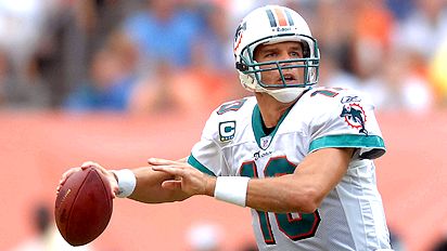 File:Nfl u tregreen 412.jpg