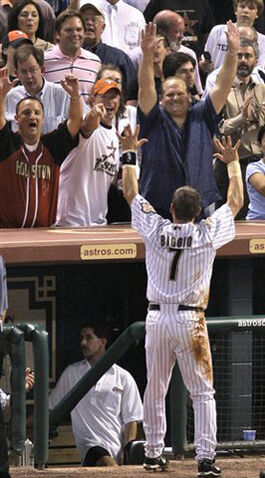 File:Biggio Goodbye.jpg