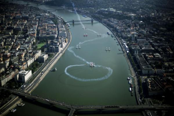 File:Budapest 2.jpg