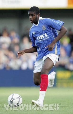 File:Player profile Arnold Mvuemba.jpg