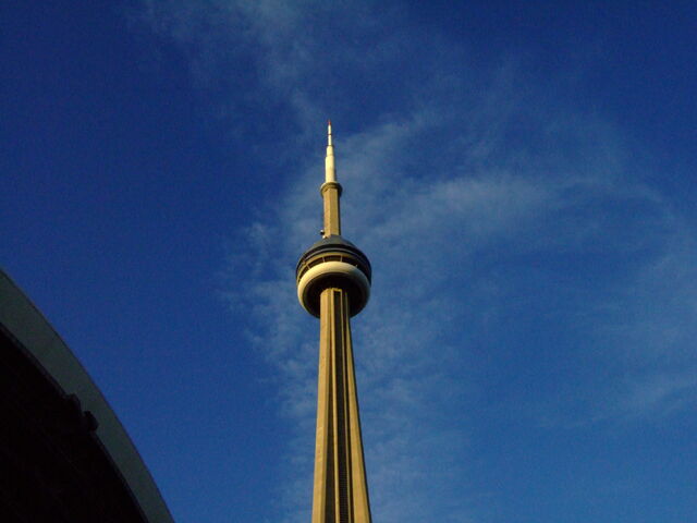 File:Rogers Centre-1195683694-574.jpg