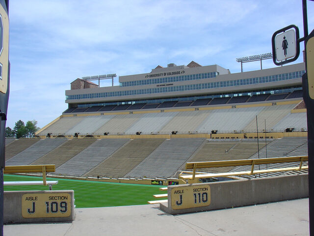 File:Folsom Field.jpg