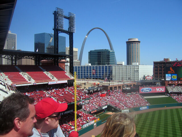 File:Busch Stadium-1195659538-334.jpg