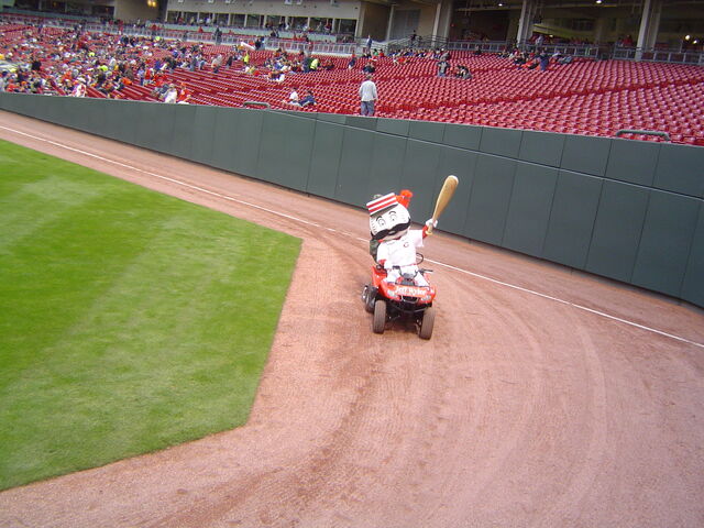 File:Great American Ball Park-1195666605-19.jpg