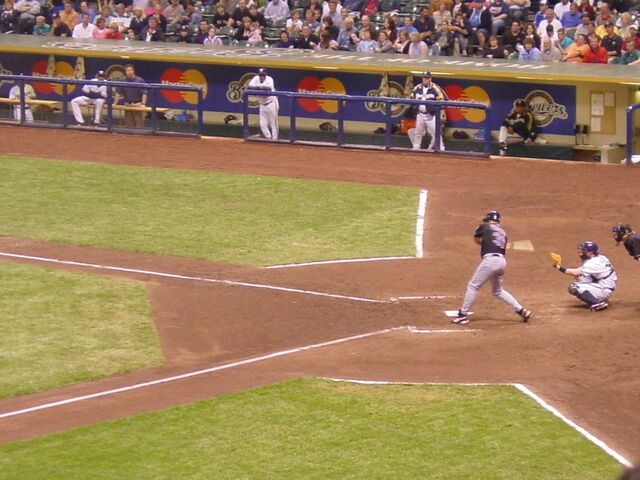 File:Mike Piazza-1194916030-870.jpg