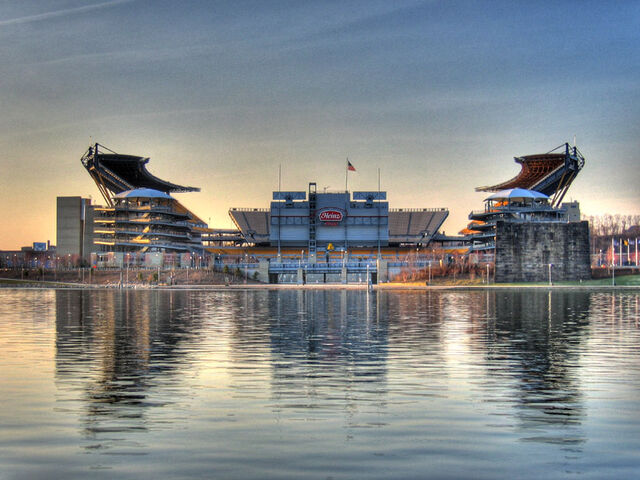 File:Heinz Field-1195777398-255.jpg
