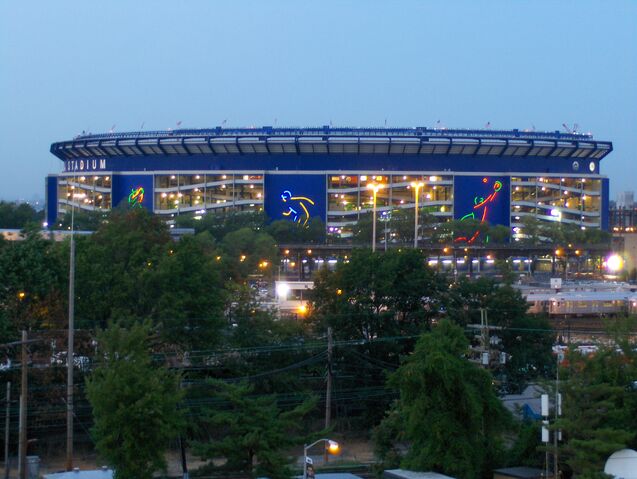 File:Shea Stadium-1195684301-193.jpg