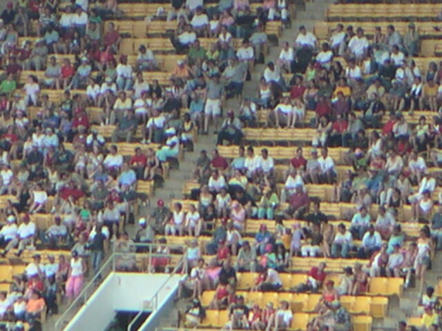 File:RFK Stadium-1195683188-677.jpg