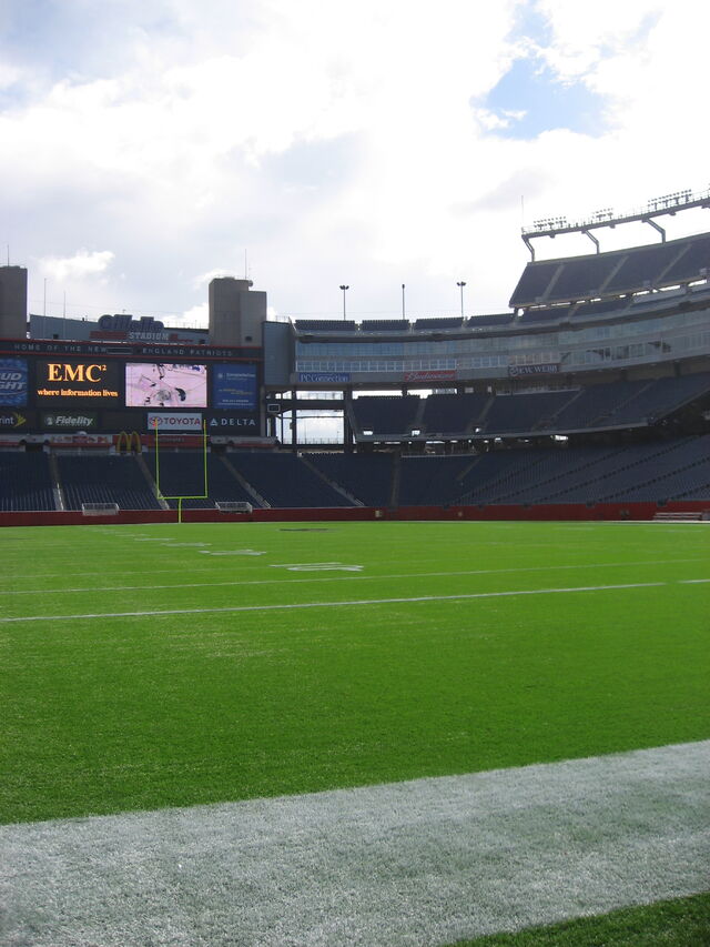 File:Gillette Stadium-1195777214-122.jpg