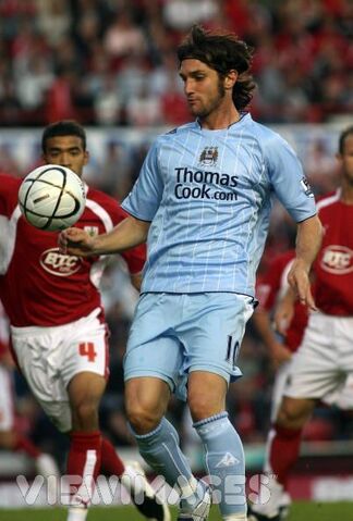 File:Player profile Elano.jpg