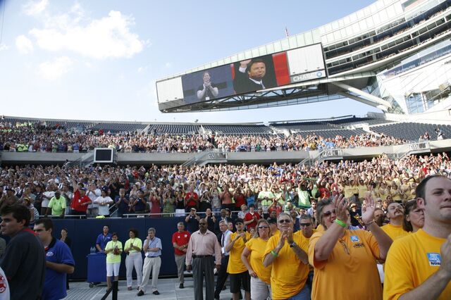 File:Soldier Field-1196048861-785.jpg