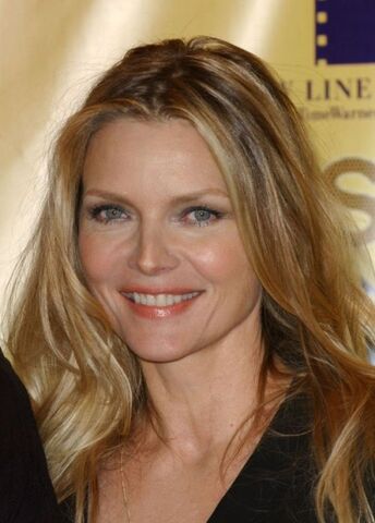 File:Michelle Pfeiffer.jpg